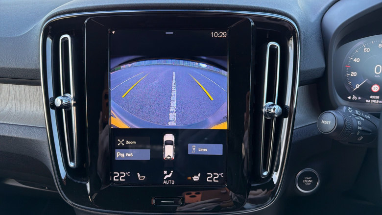 Volvo Xc40 2.0 T4 Inscription 5dr AWD Geartronic Petrol Estate